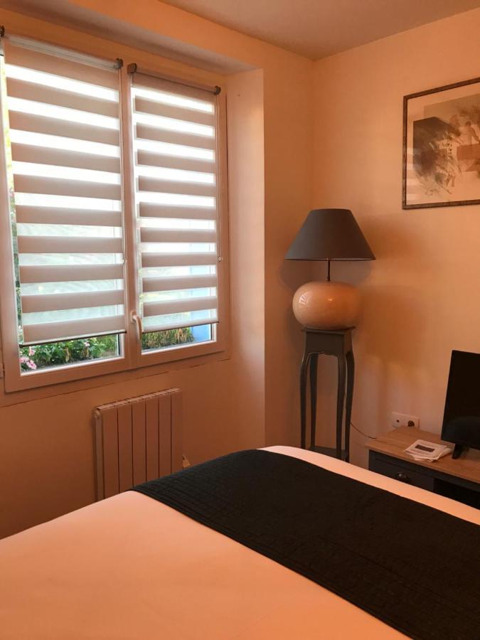 Riscle Avenue De La Gare Bed & Breakfast エクステリア 写真