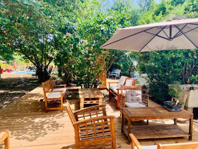 Riscle Avenue De La Gare Bed & Breakfast エクステリア 写真