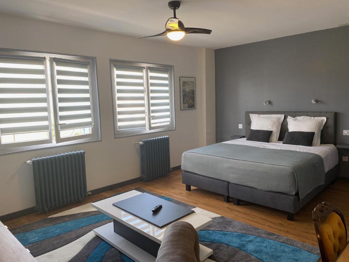 Riscle Avenue De La Gare Bed & Breakfast エクステリア 写真
