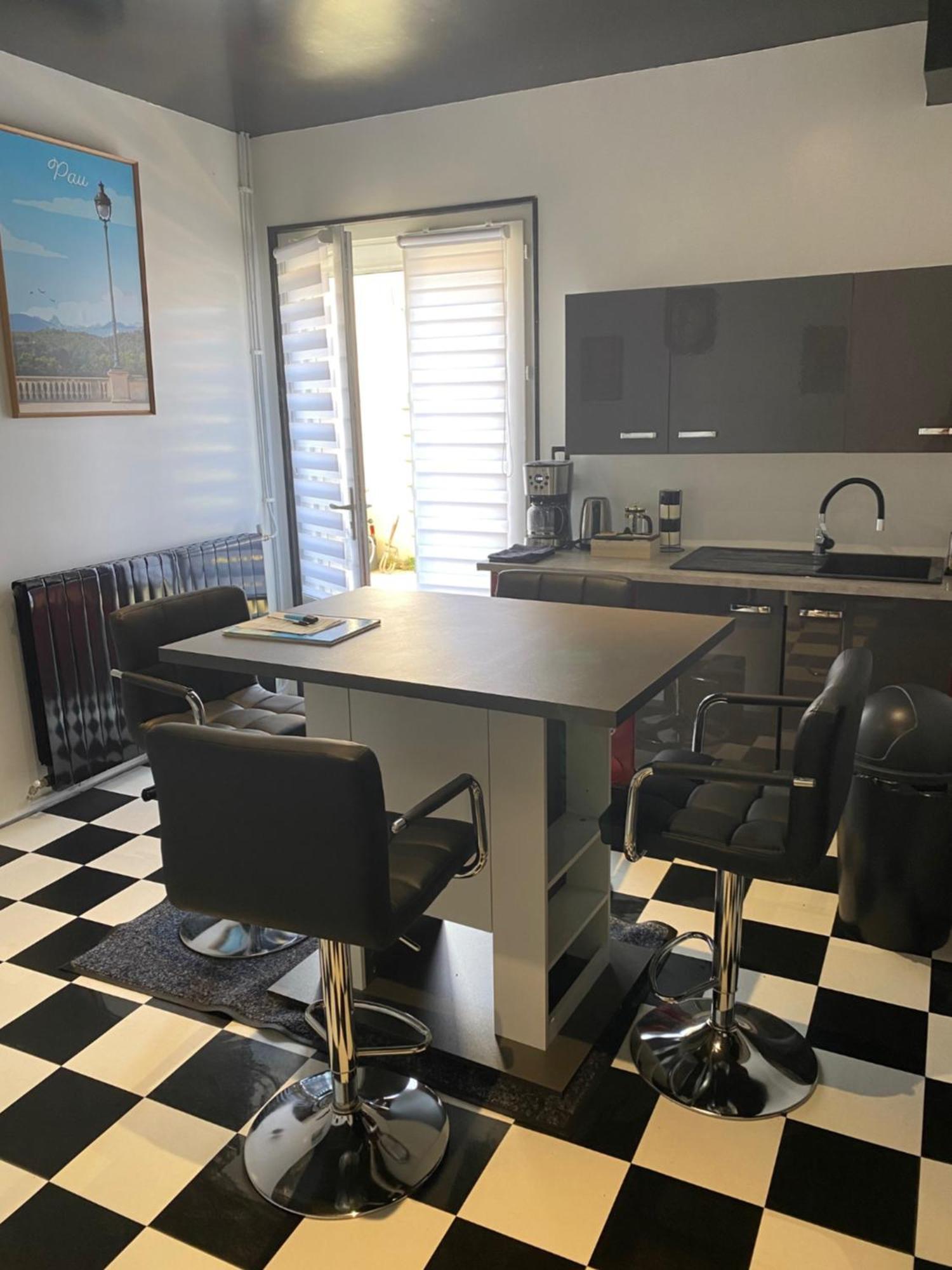 Riscle Avenue De La Gare Bed & Breakfast エクステリア 写真