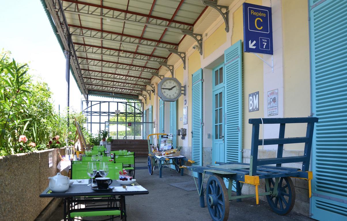 Riscle Avenue De La Gare Bed & Breakfast エクステリア 写真