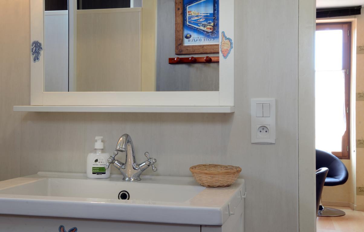 Riscle Avenue De La Gare Bed & Breakfast エクステリア 写真