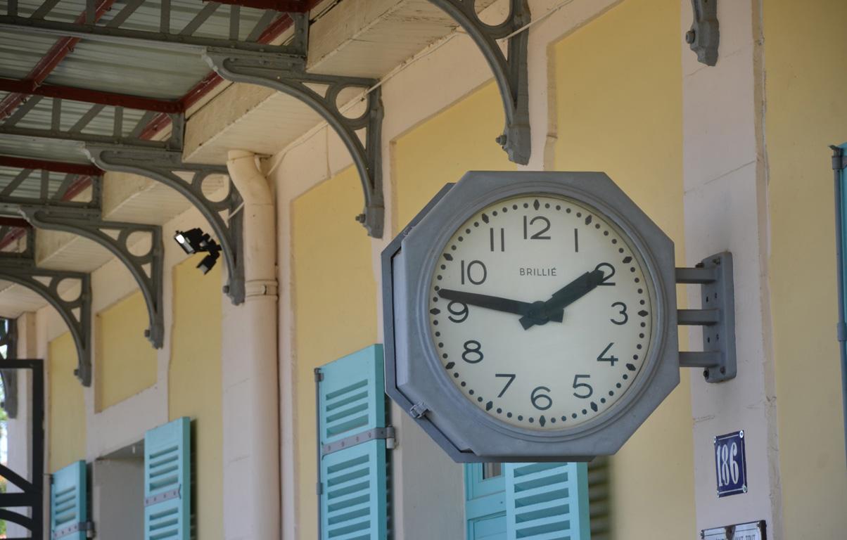 Riscle Avenue De La Gare Bed & Breakfast エクステリア 写真