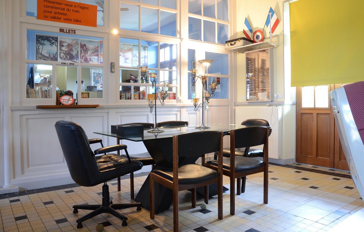 Riscle Avenue De La Gare Bed & Breakfast エクステリア 写真